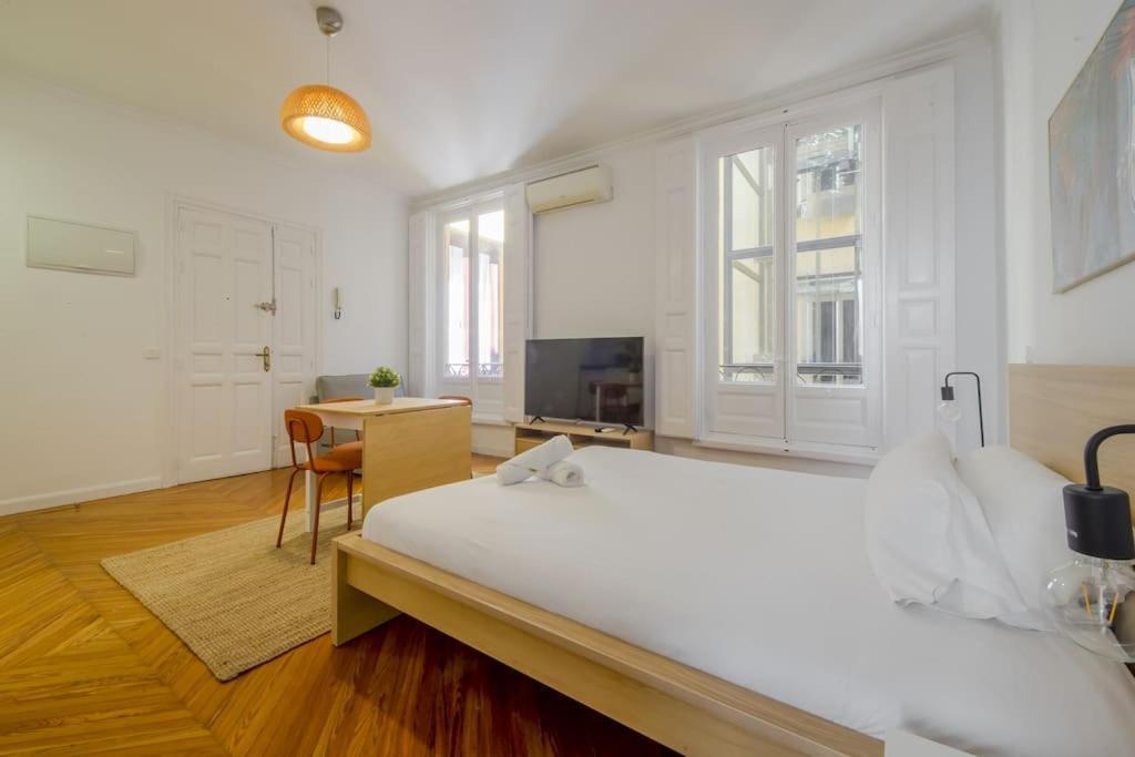 Petite E Chic Loft Para 3 En El Corazon De Madrid Extérieur photo