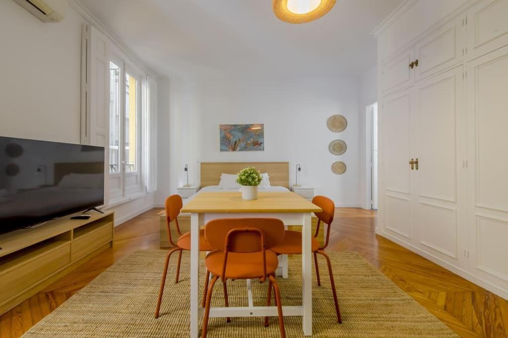 Petite E Chic Loft Para 3 En El Corazon De Madrid Extérieur photo